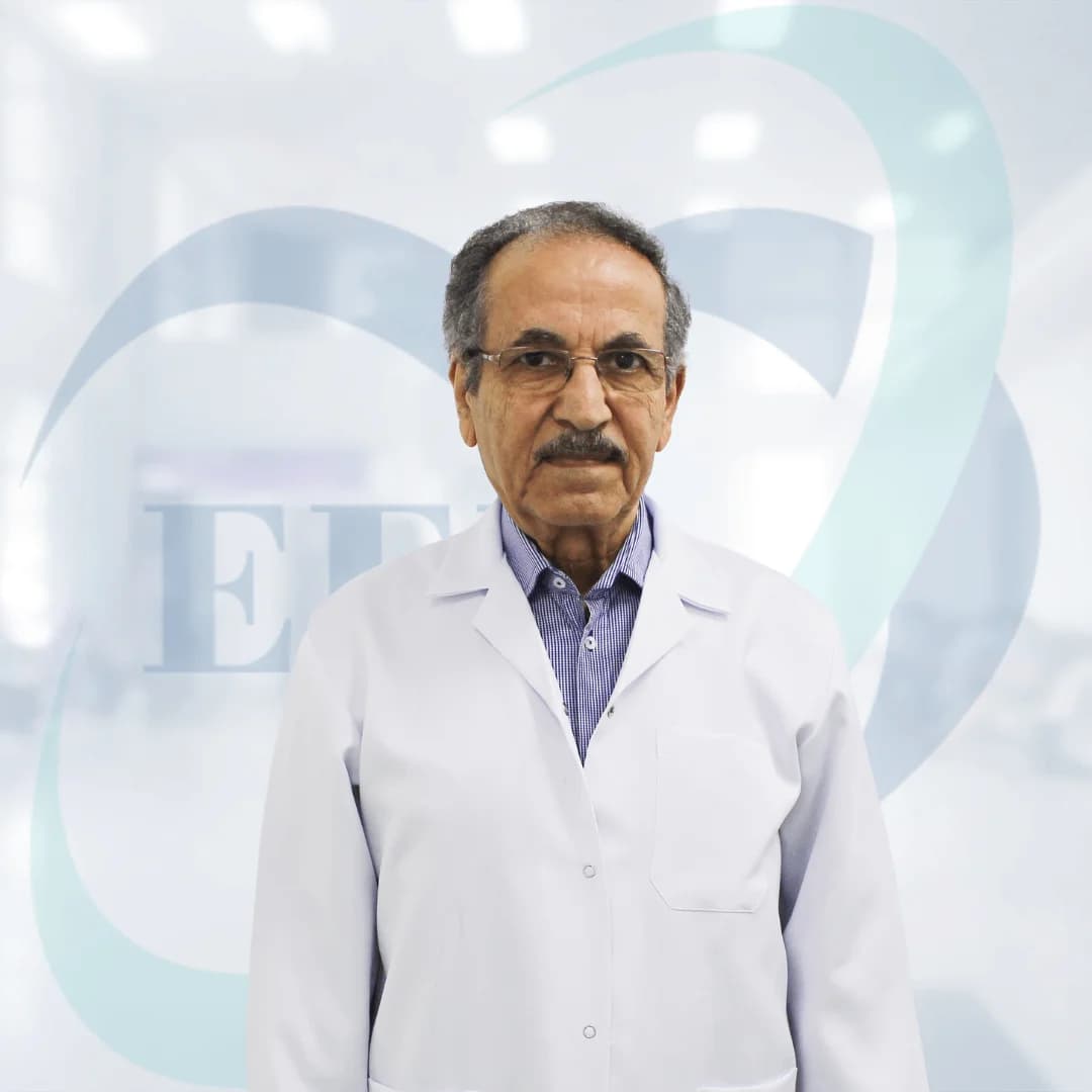 د. أحمد زين العابدين – أخصائي المسالك البولية